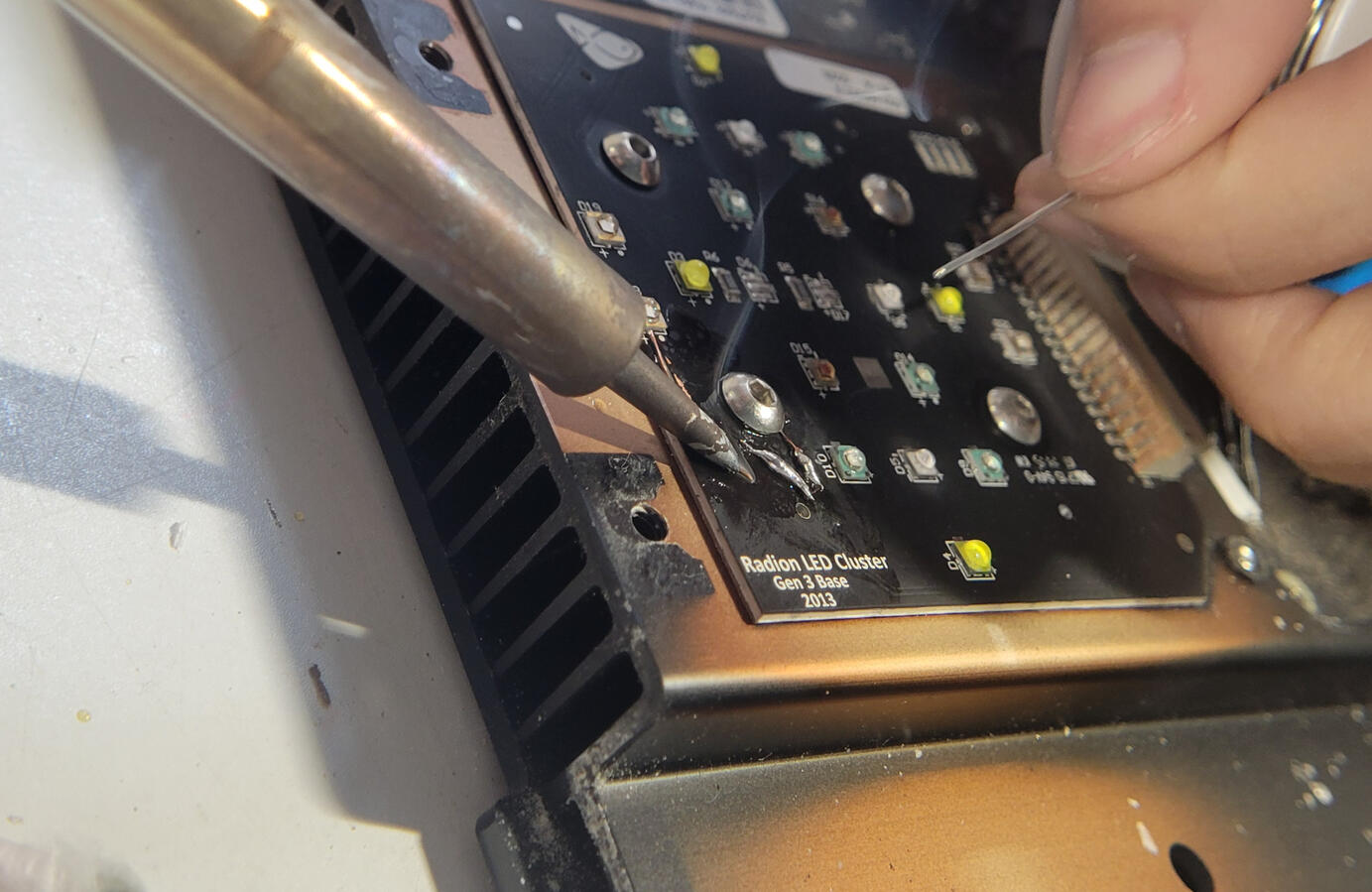 Radion XR30 Gen 3 circuit trace repairs